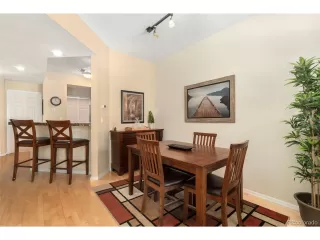 Photo #5: 9555239 Listing