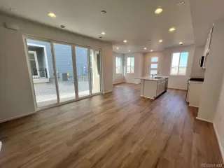 Photo #3: 9555260 Listing