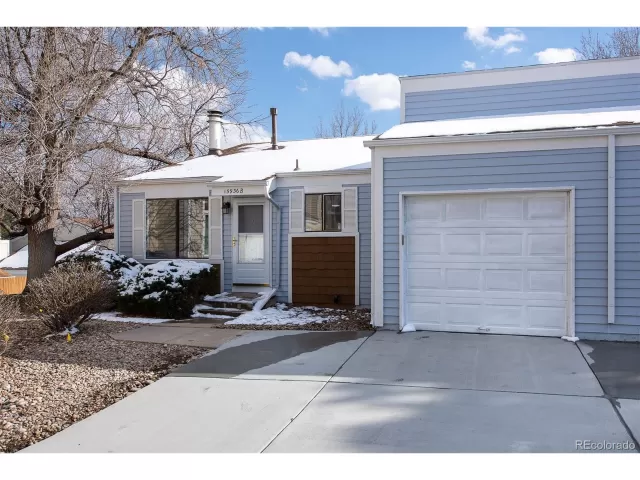 MLS: 9556800 Condo For Sale