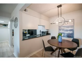 Photo #3: 9556942 Listing