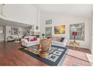 Photo #5: 9557074 Listing