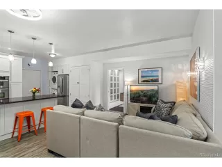 Photo #6: 9559891 Listing 