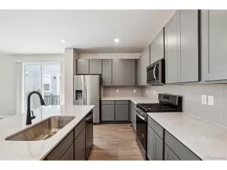 Photo #2: 9561401 Listing