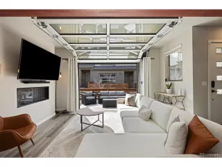 Photo #6: 9563075 Listing