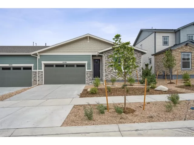MLS: 9563160 Condo For Sale