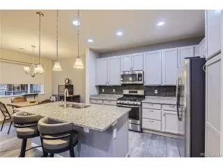 Photo #4: 9563306 Listing