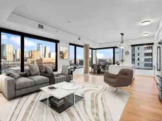 Photo #4: 9564409 Listing 