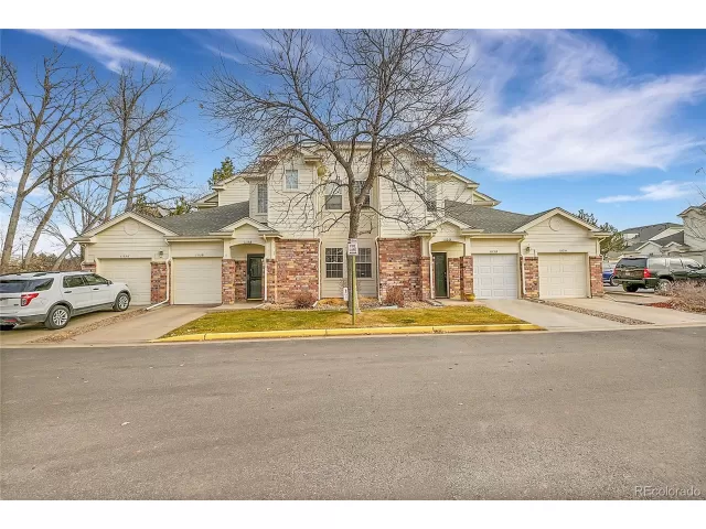 MLS: 9565134 Condo For Sale