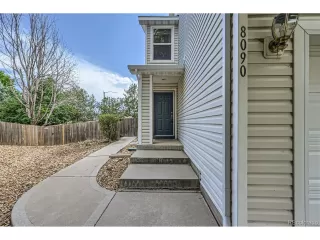 Photo #2: 9565540 Listing