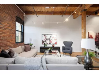 Photo #2: 9566254 Listing