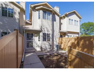 Photo #4: 9566638 Listing