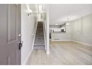 Photo #6: 9566638 Listing