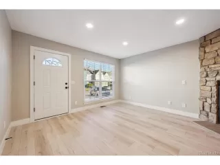 Photo #6: 9569107 Listing