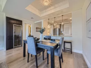 Photo #6: 9570200 Listing