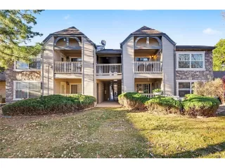 More Details about MLS # 9572824 : 9273 E ARBOR CIR F ENGLEWOOD CO 80111