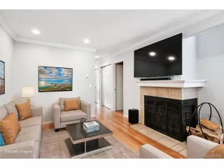 Photo #2: 9575934 Listing