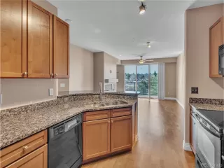 Photo #4: 9578794 Listing 