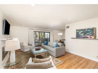 Photo #2: 9579762 Listing 