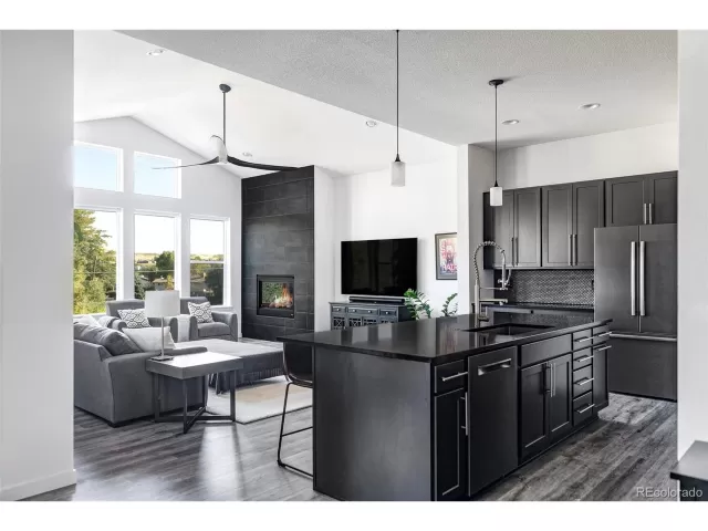 MLS: 9580676 Condo For Sale