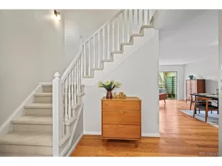 Photo #6: 9580848 Listing