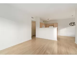 Photo #6: 9581017 Listing