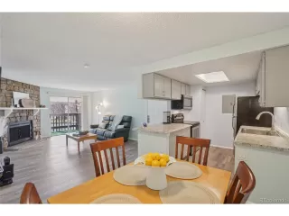 Photo #2: 9585987 Listing