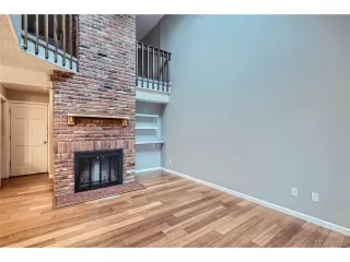 Photo #5: 9586437 Listing