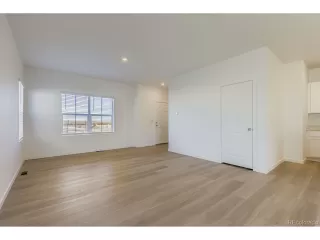 Photo #5: 9589015 Listing