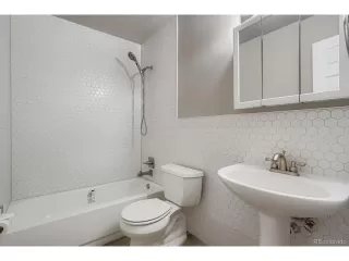 Photo #5: 9591387 Listing 