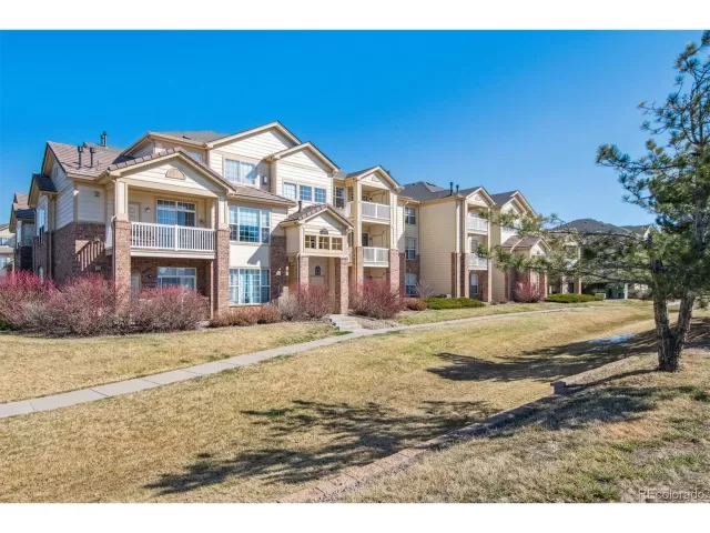 MLS: 9592269 Condo For Sale