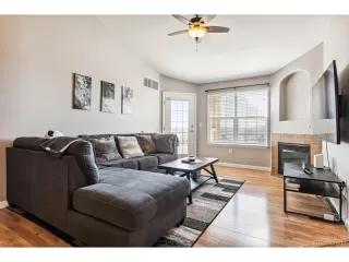 Photo #4: 9592269 Listing