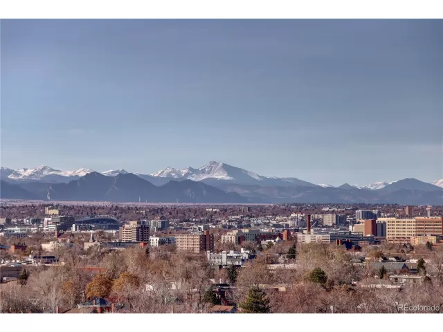 MLS: 9593262 Condo For Sale