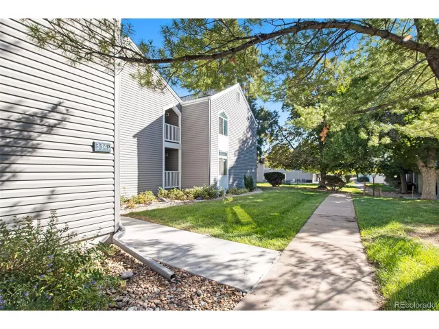 MLS: 9600334 Condo For Sale