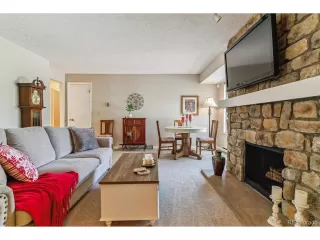 Photo #5: 9600729 Listing 