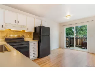 Photo #4: 9604428 Listing