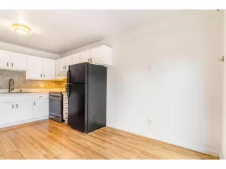 Photo #5: 9604428 Listing