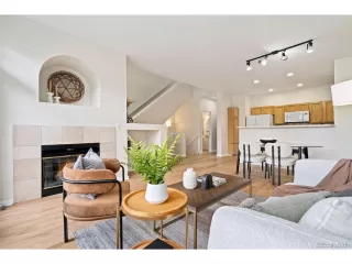 Photo #3: 9607434 Listing