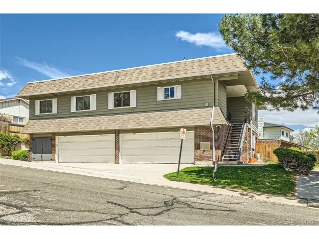 MLS: 9607832 Condo For Sale