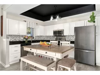 Photo #3: 9609289 Listing