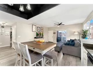 Photo #5: 9609289 Listing