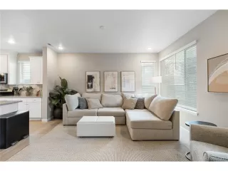 Photo #3: 9609406 Listing