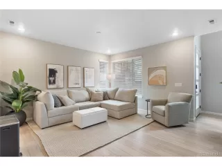 Photo #4: 9609406 Listing