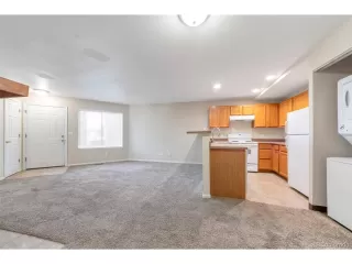 Photo #3: 9609925 Listing