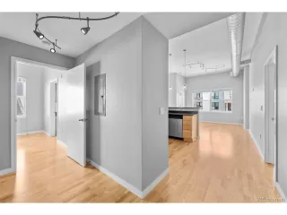 Photo #4: 9611896 Listing