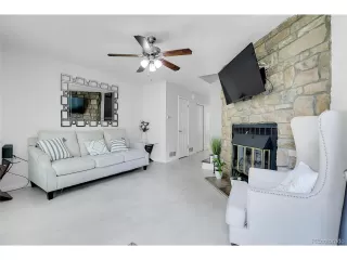 Photo #3: 9611985 Listing