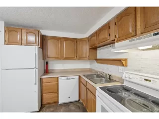 Photo #4: 9612215 Listing