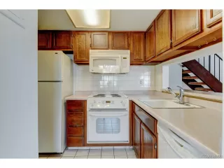 Photo #6: 9613337 Listing