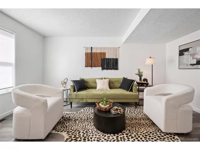 MLS: 9617805 Condo For Sale