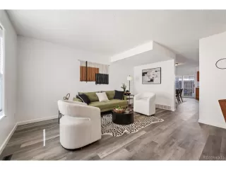 Photo #3: 9617805 Listing