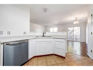 Photo #6: 9617976 Listing 